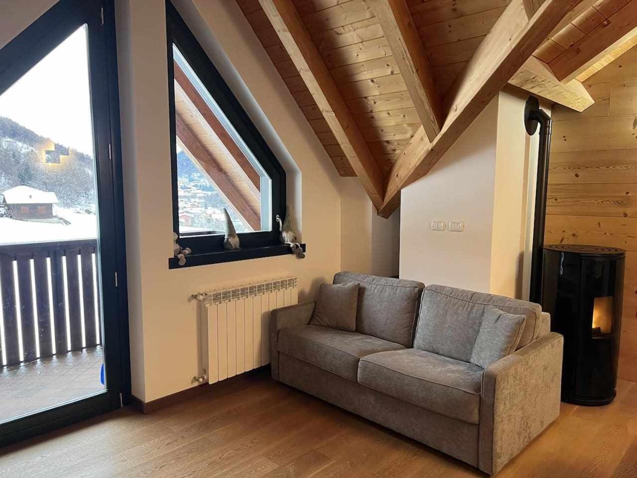 Casa Giuliana Con Skibus Gratis Apartment อาปริกา ภายนอก รูปภาพ